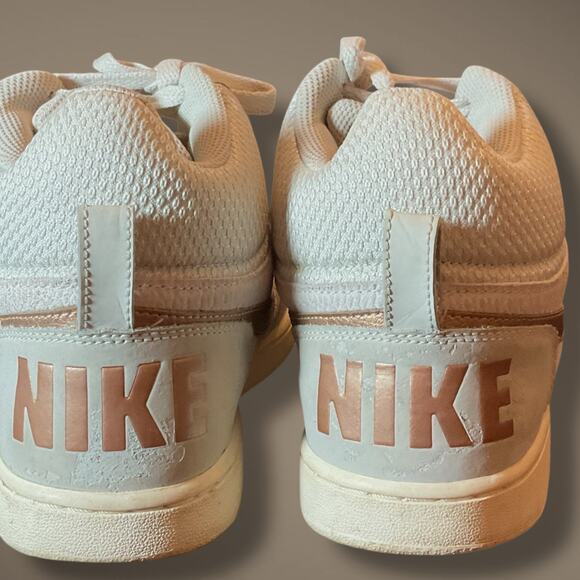 Wmn's 10 NIKE COURT BOROUGH Mid Premium Light Bone Ivory Sneakers 844907-003 EUC - Picture 9 of 12